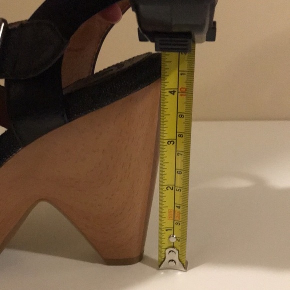 Lucky 🍀 Brand open toed faux-wooden heeled platforms - Picture 9 of 15